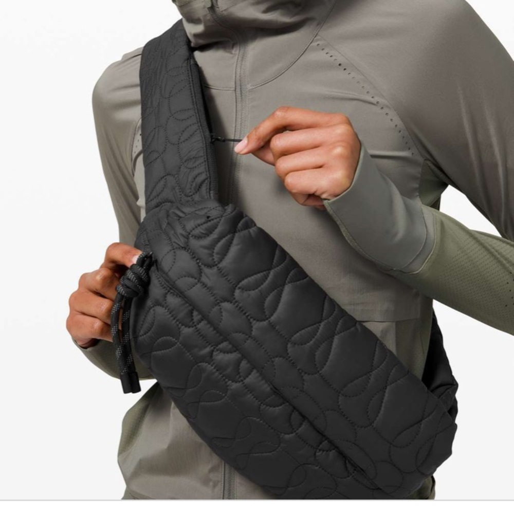 Lululemon embrace quilted belt bag